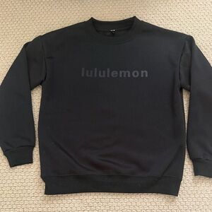 lululemon athletica Men's Crewneck Sweater in Black